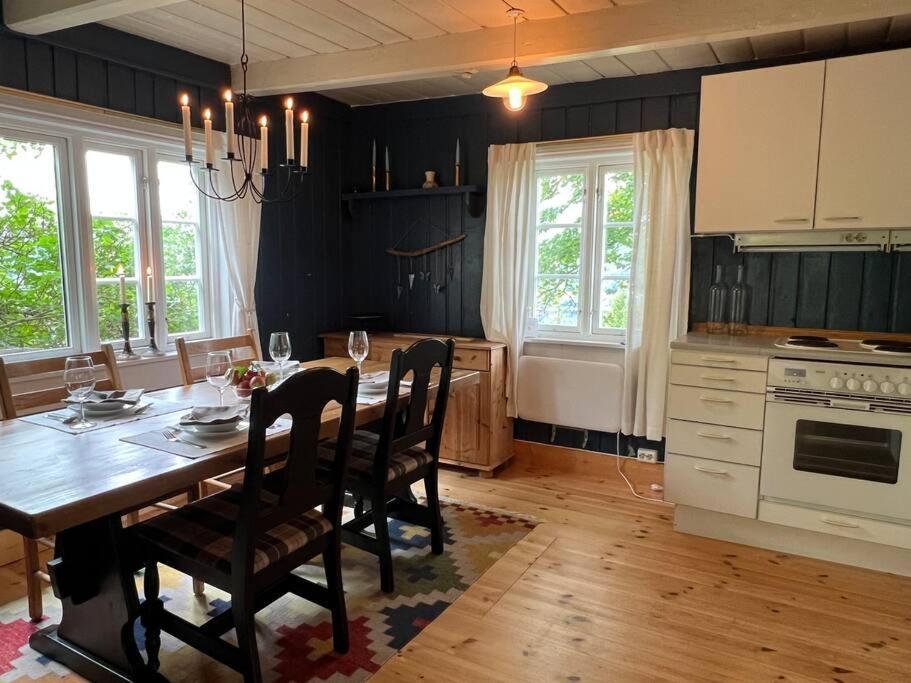 « Sofly Cottage », Le Charme Pur Noresund Exteriör bild